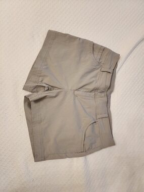 Merrell Size 6 Shorts